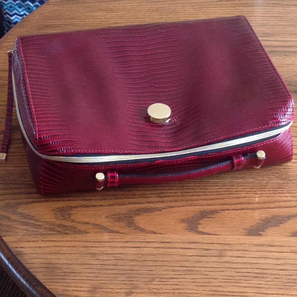 Estée Lauder Case with Free Lip Pencils